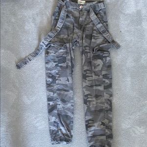 Girls Grey Camo Pants